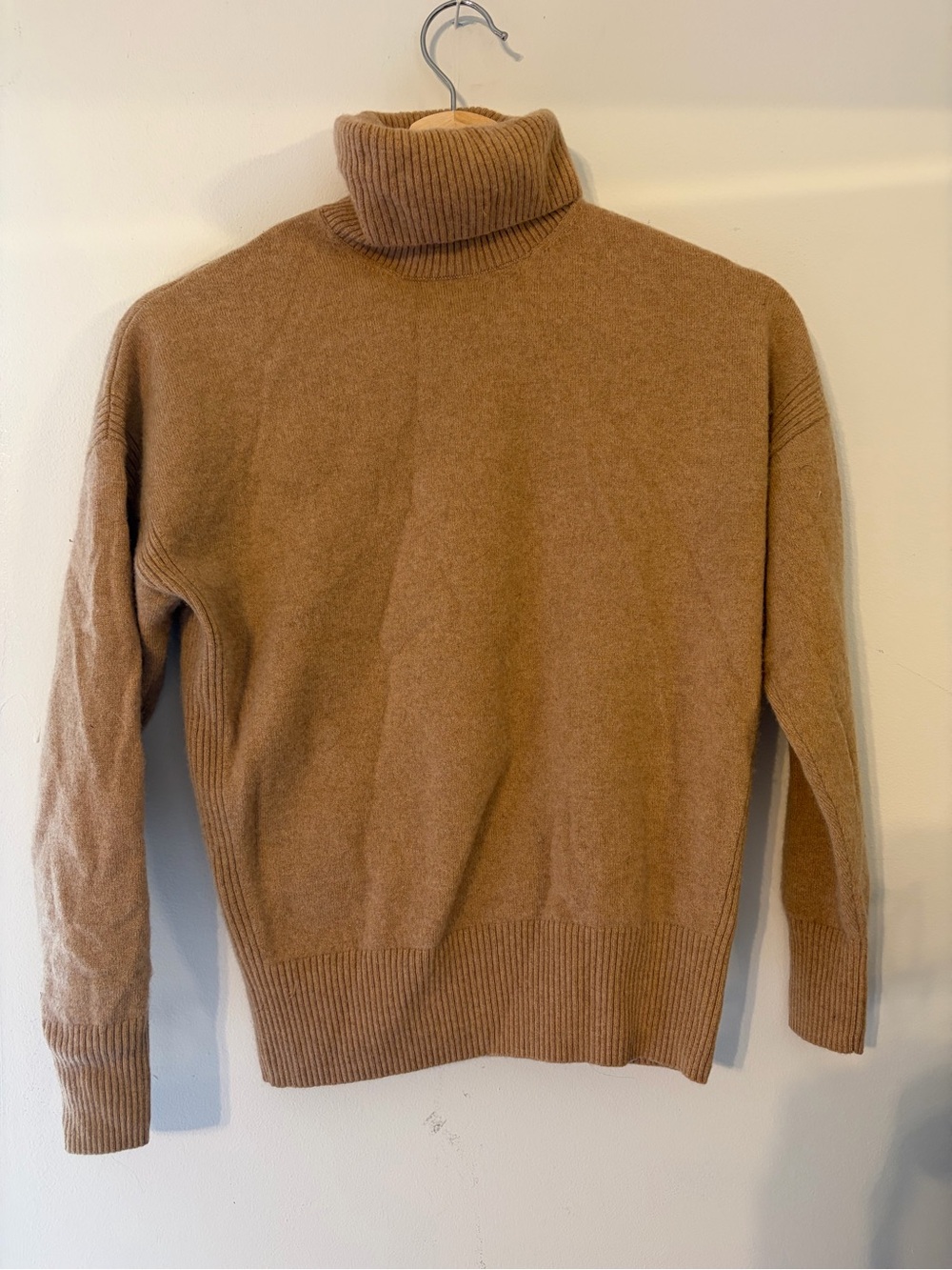 Women’s Reiss Size XS Camel Brown Turtleneck Cashmere Blend Sweater